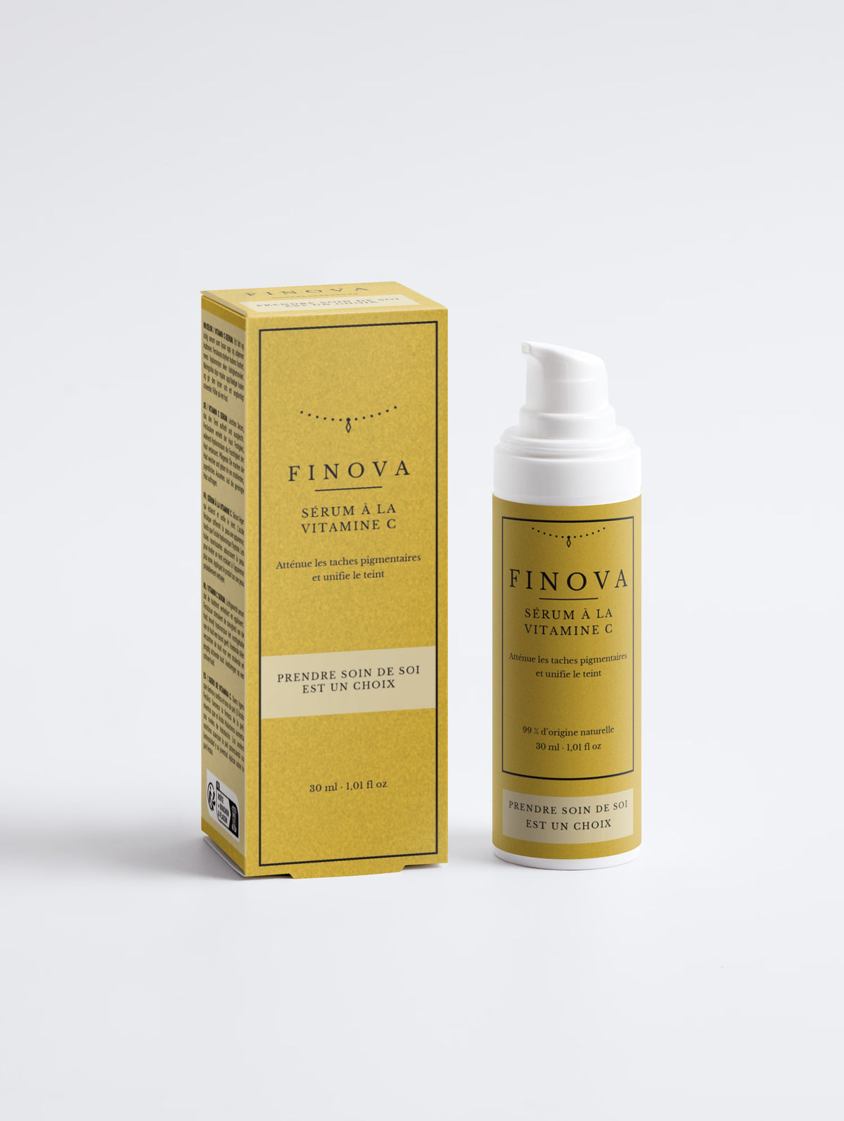 Boîte et flacon du sérum à la vitamine C FINOVA